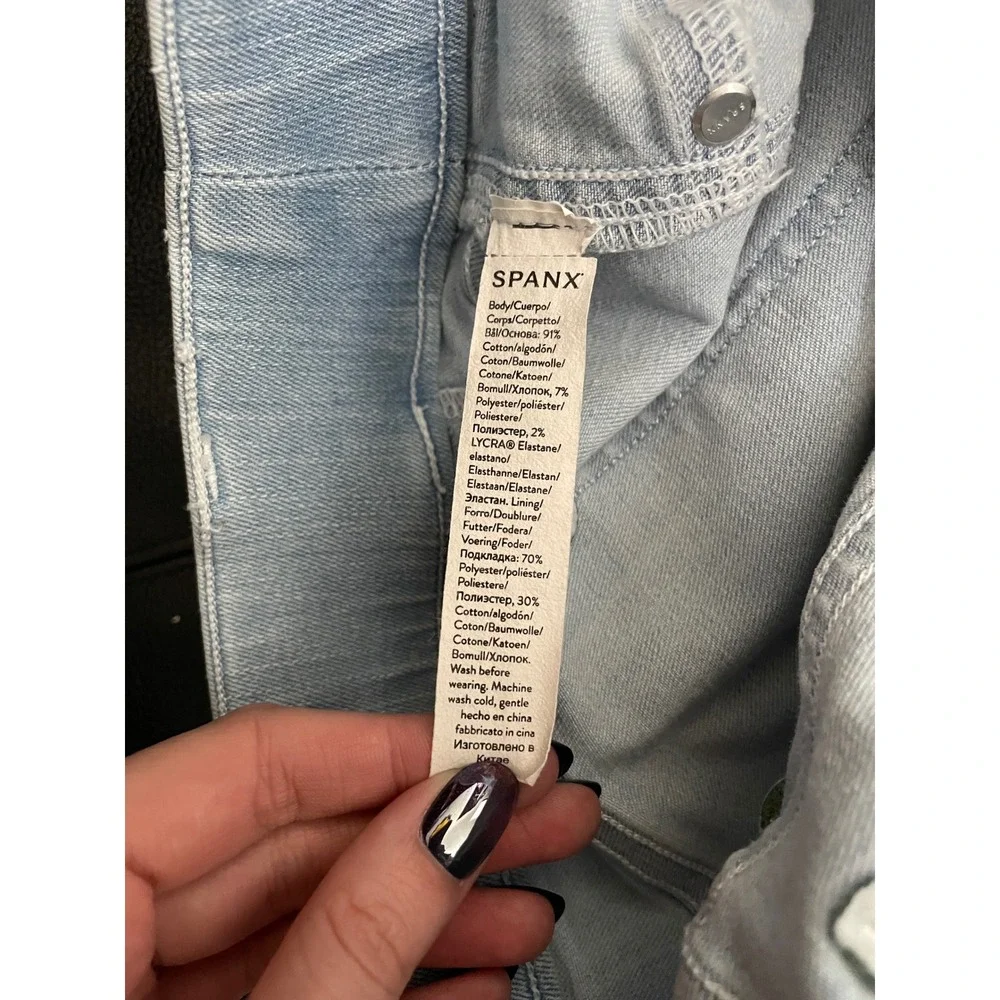 Spanx Flare Comfort Stretch Denim Pull On Jean 20348R Retro Light Wash XL - Picture 8 of 9